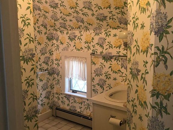4th image of 5 Linden Hill Cir #4
