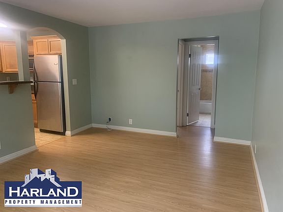 5th image of 4146 Hamilton St APT 8