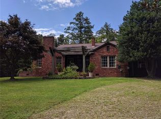 16 Patrick Ln, Black Mountain, NC 28711