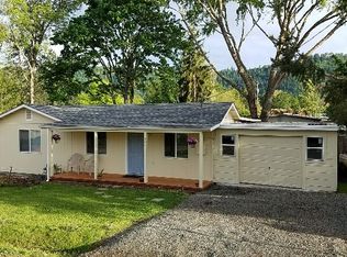 361 SE Tokay St, Winston, OR 97496