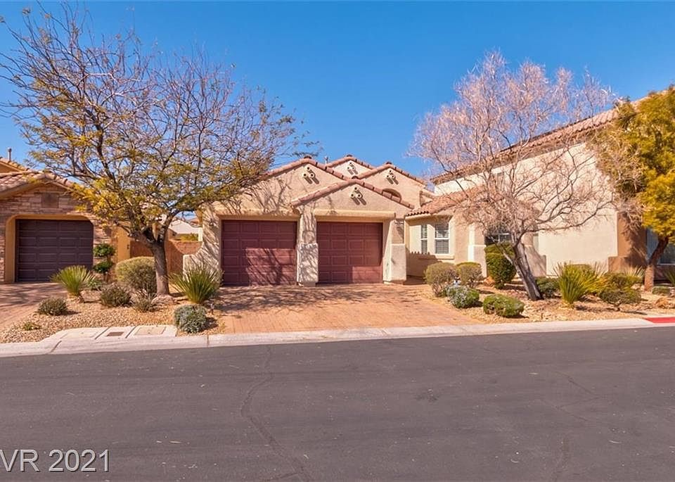 1st image of 9831 Crescent Lodge Ct