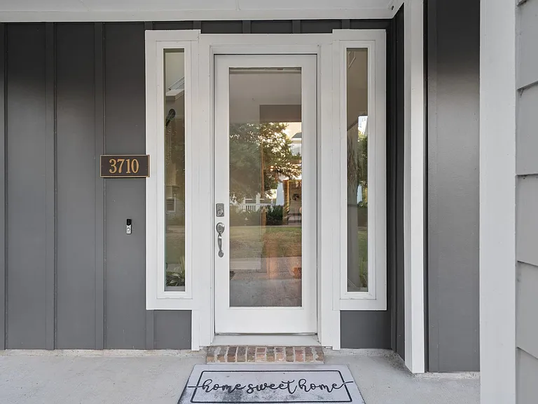 3710 Prague Mews — Photo 4