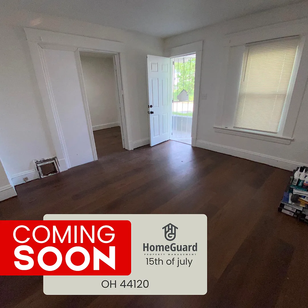 2936 East 117th Street, Unit A — Photo 1