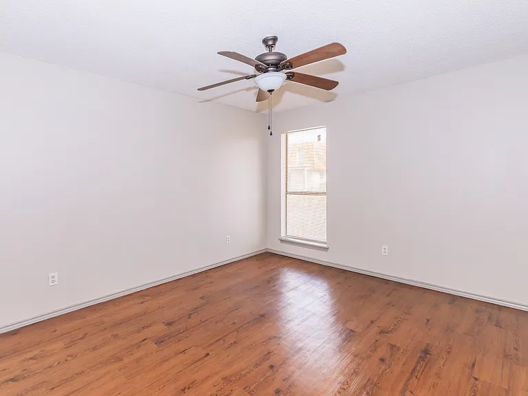 Vintage Square Apartments, McAllen, TX — Photo 61