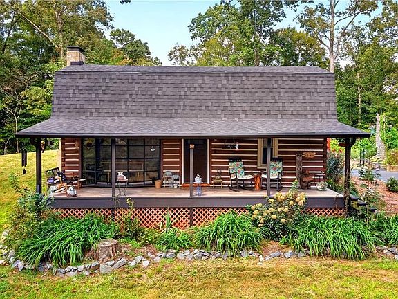 2nd image of 7194 Spring Hill Rd