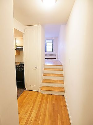 1st image of 104 E 31st St APT 4C