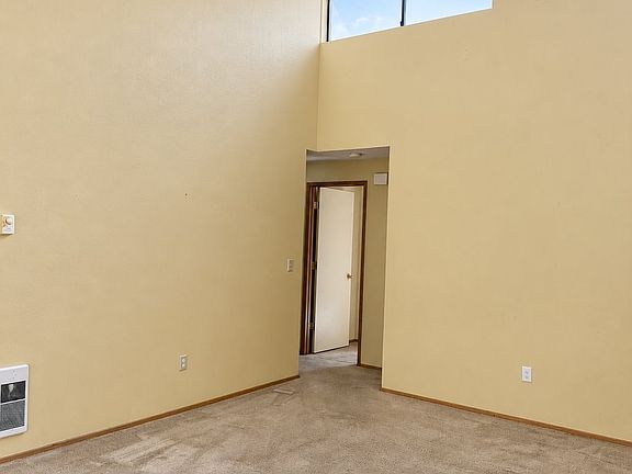 3rd image of 6009 NE 37th St