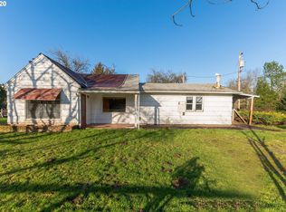 302 Waters Rd, Castle Rock, WA 98611