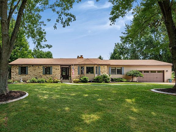 5th image of 10750 Springwater Dr
