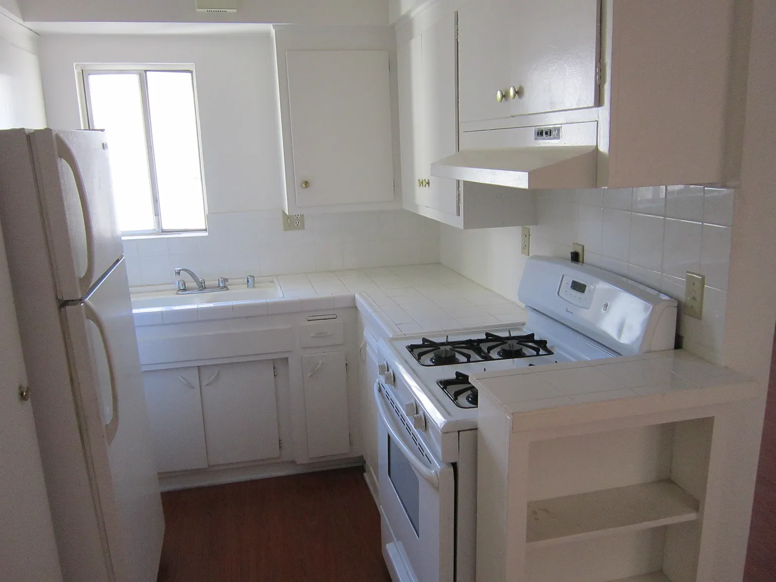 2 bed, 1.5 bath, 780 sqft, $2,550 — Photo 2