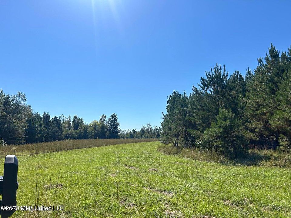 2nd image of 72AC Skyline Rd