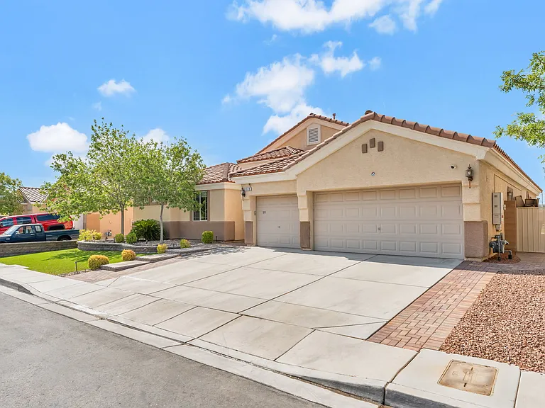 109 Whitetail Archery Ave — Photo 3