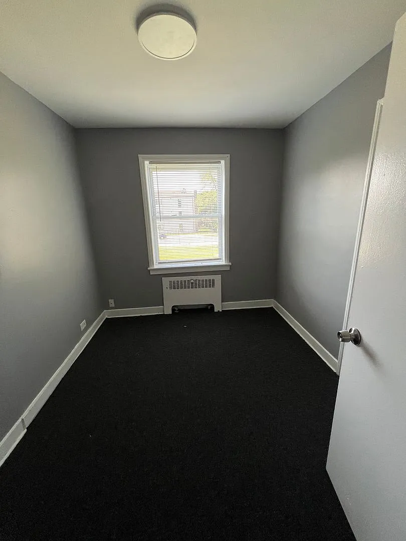 4208 S Michigan Ave — Photo 4