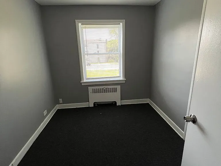 4208 S Michigan Ave — Photo 4