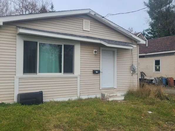 6 Pond Street, Presque Isle, ME 04769