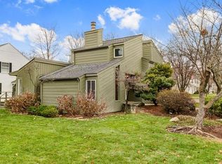 1876 W Lane Ave, Upper Arlington, OH 43221