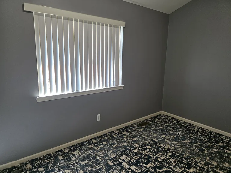 1254 Hartland St — Photo 35