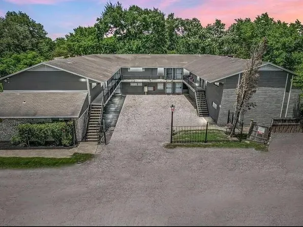 2819 Berry St, Houston, TX 77004