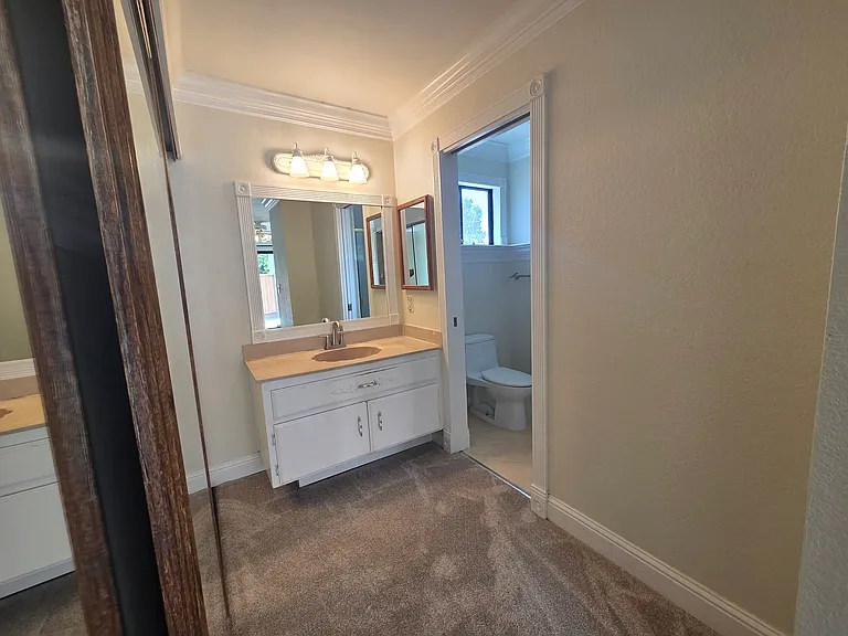 11732 Bloomington Way — Photo 20
