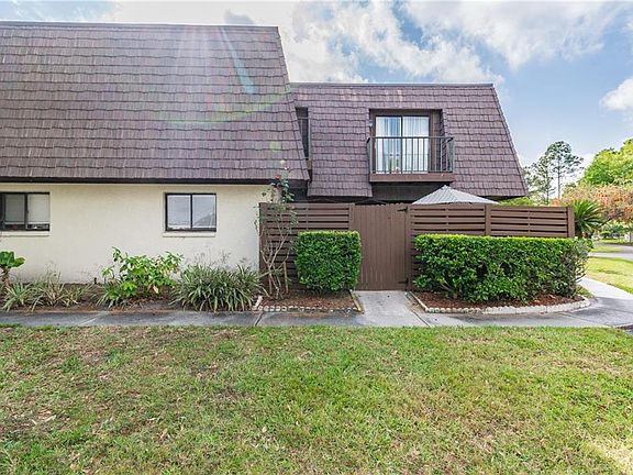 2nd image of 15423 W Pond Woods Dr #15423