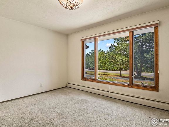 4th image of 156 Barcelona Dr