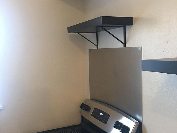 5th image of 911 Vance Jackson APT H