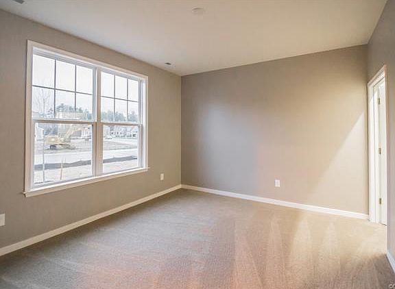 2nd image of 4007 Cambria Cove Ct