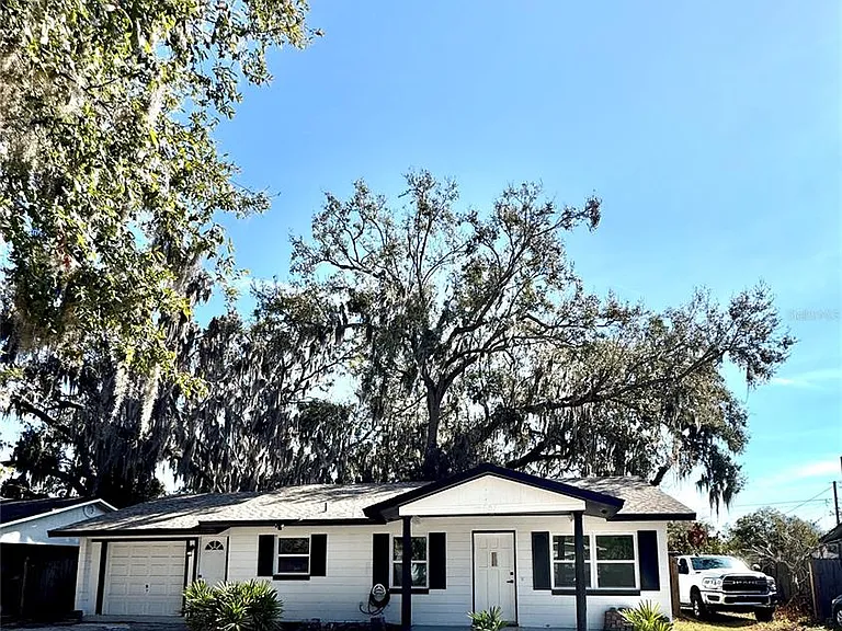 607 Alabama Ave — Photo 1