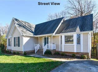 1 River Chase Ct, Greensboro, NC 27407