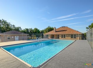 613 Circle Dr, Killeen, TX 76542