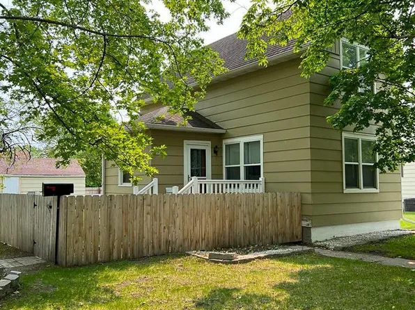 120 Merriam Ave N, Thief River Falls, MN 56701