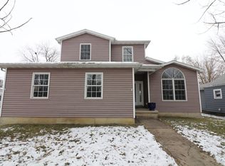 258 S Smith St, Forsyth, IL 62535