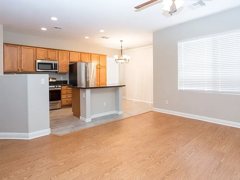 27 Stockton Edge Ave — Photo 4
