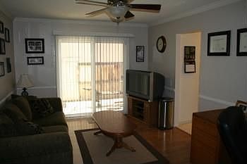4th image of 2605 Irvington Ave