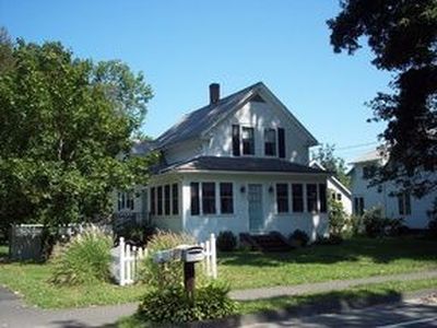 128 Elm St, Hatfield, MA, 01038