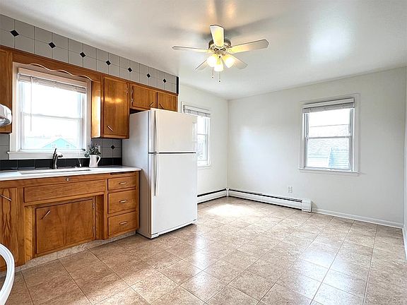 Large dining area in kitchen