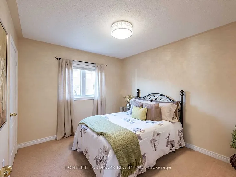 91 Red River Cres — Photo 21