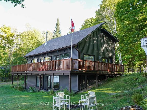 2nd image of 1 Muskoka Estates Rd