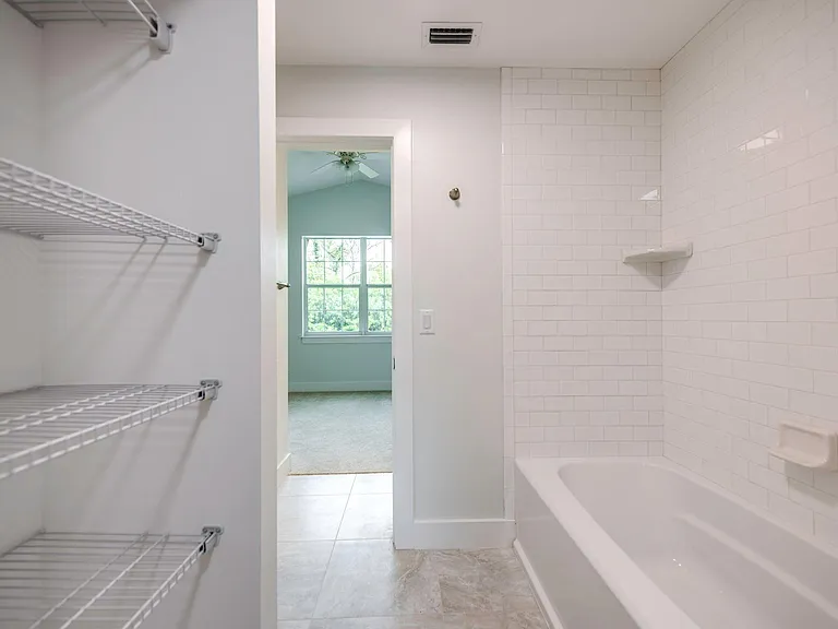 3074 Andrews Ave — Photo 12