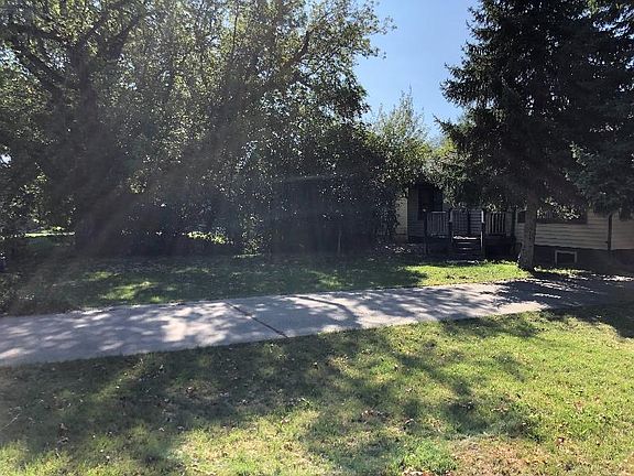 2nd image of 608 Avenue F