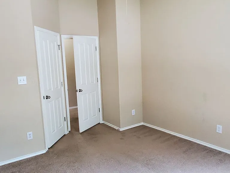 6703 Foster Flds — Photo 21