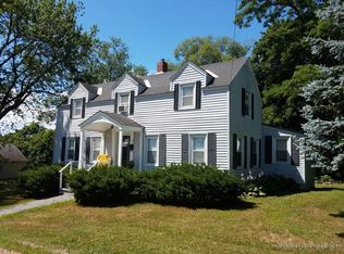 10 Hillcrest St, Waterville, ME 04901