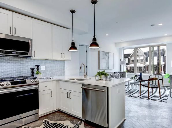 1001 Bryant St NE #12