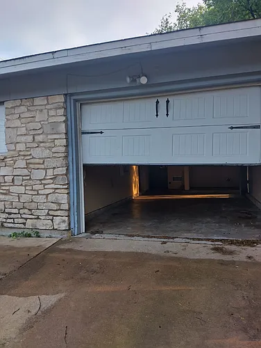 1400 West Ln Photo 1