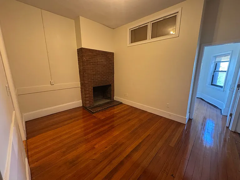 41 Bay State Rd #5F — Photo 3