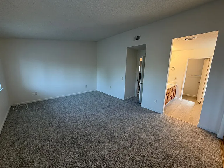 872 Shellwood Way — Photo 27