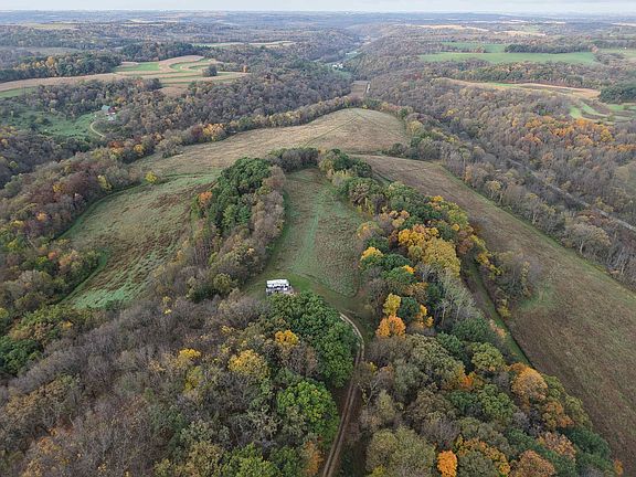 3rd image of 6050 Pine Knob Rd