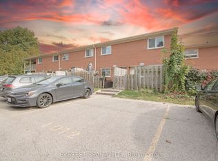 1012 Kipps Ln #12, London, ON N5Y4S5