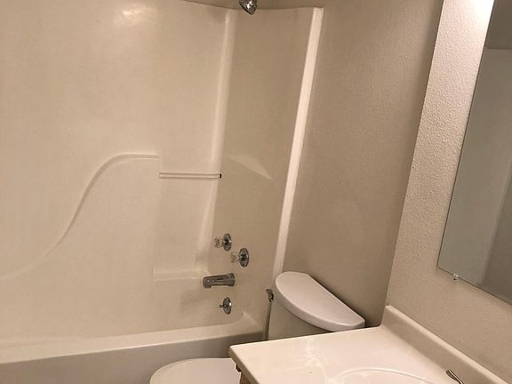 5th image of 1305 S 12th St
