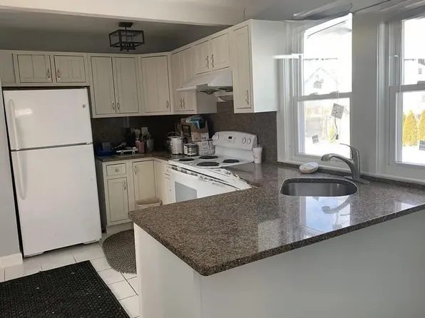 1168 N Main St, Randolph, MA 02368